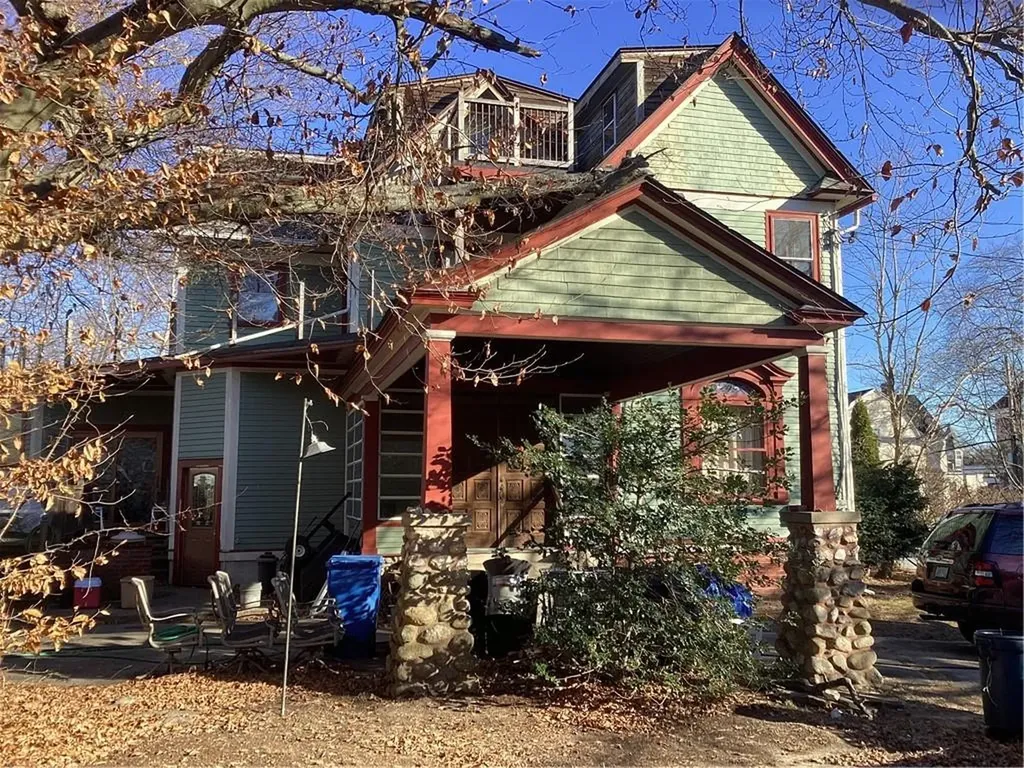 169 Albert Avenue Cranston RI 02905