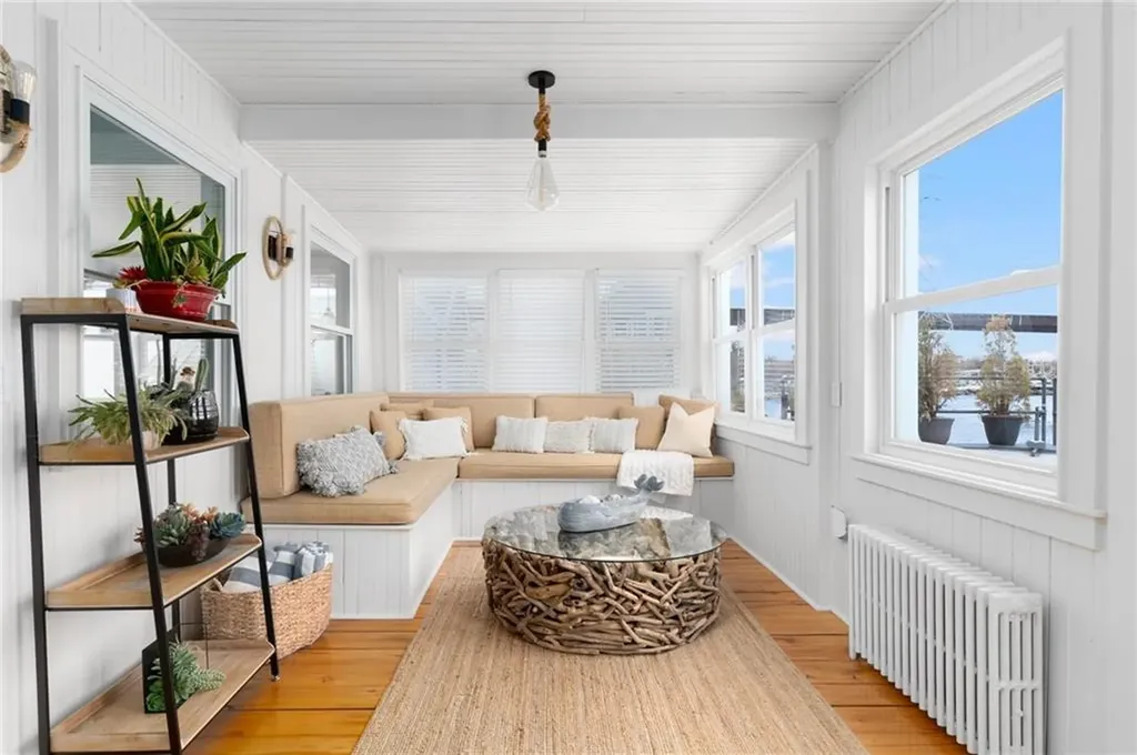 237 Riverside Drive Tiverton RI 02878