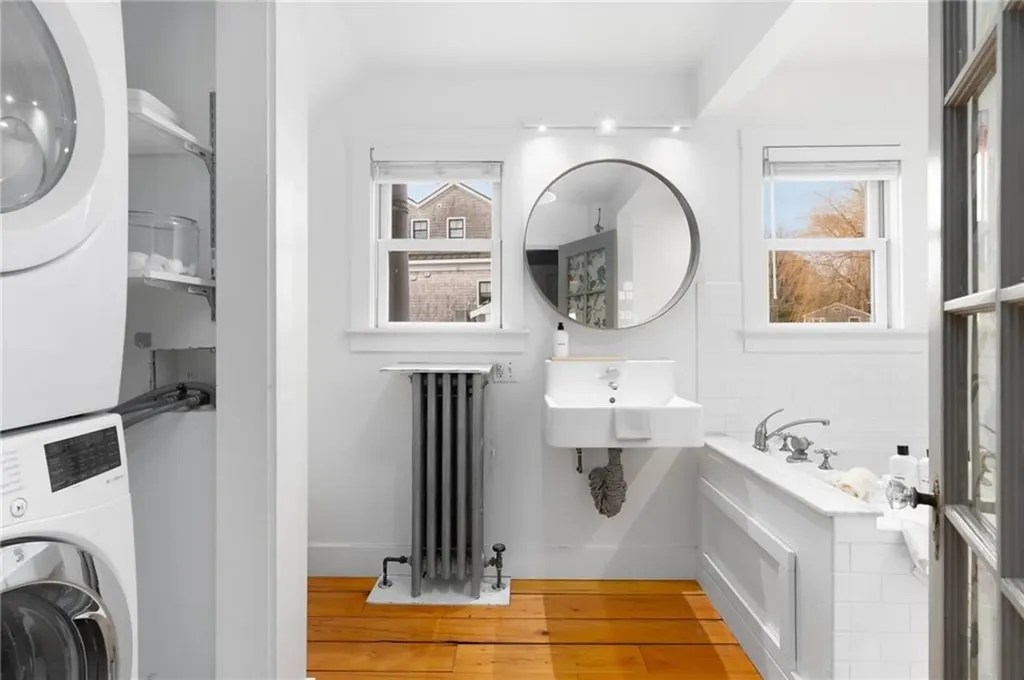 237 Riverside Drive Tiverton RI 02878