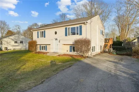 149 Rodman Street South Kingstown RI 02879