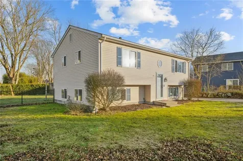 149 Rodman Street South Kingstown RI 02879