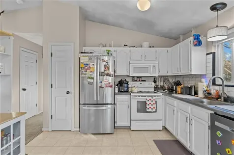 149 Rodman Street South Kingstown RI 02879