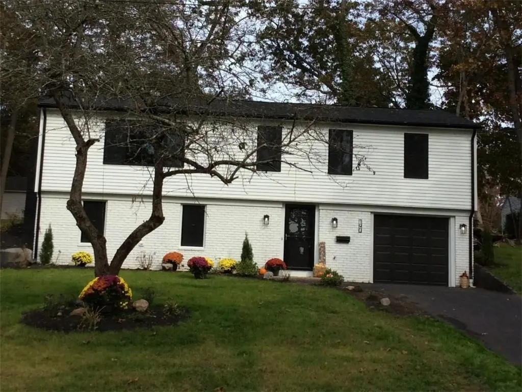 190 South Cobble Hill Road Warwick RI 02886