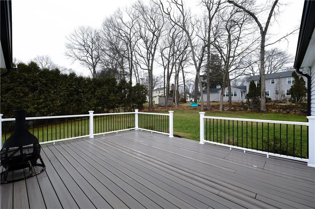 190 South Cobble Hill Road Warwick RI 02886