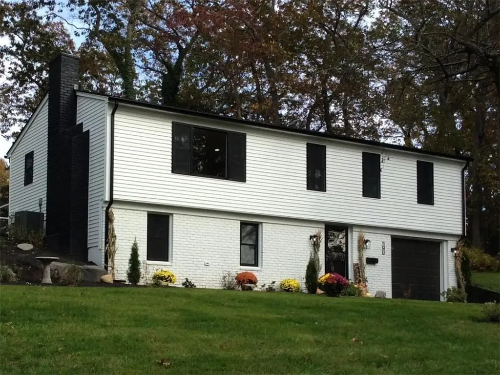 190 South Cobble Hill Road Warwick RI 02886