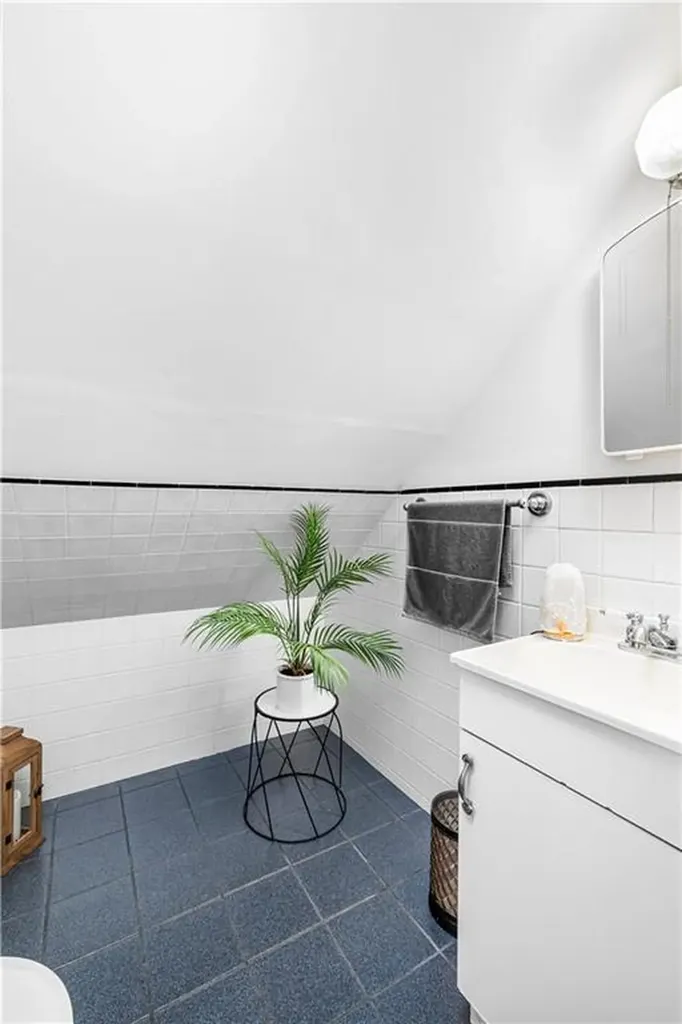 93 Keith Avenue Cranston RI 02910