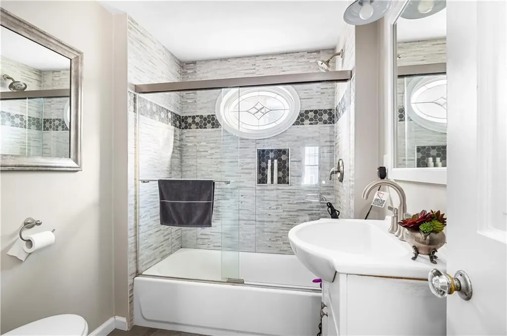 93 Keith Avenue Cranston RI 02910