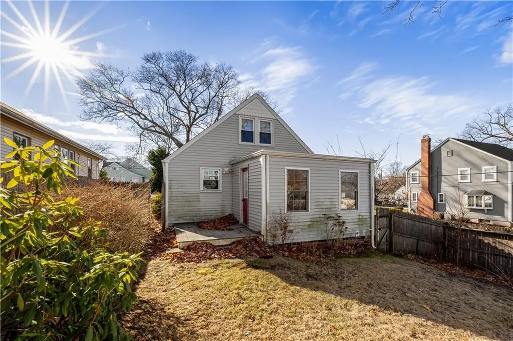 93 Keith Avenue Cranston RI 02910