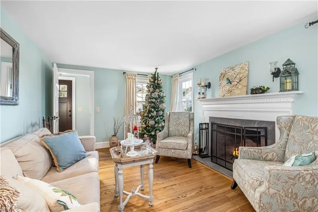 93 Keith Avenue Cranston RI 02910