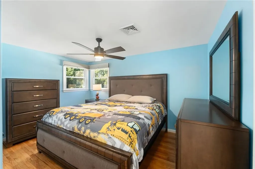 53 Rip Van Winkle Circle Warwick RI 02886