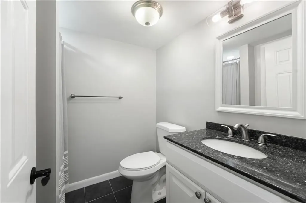 53 Rip Van Winkle Circle Warwick RI 02886