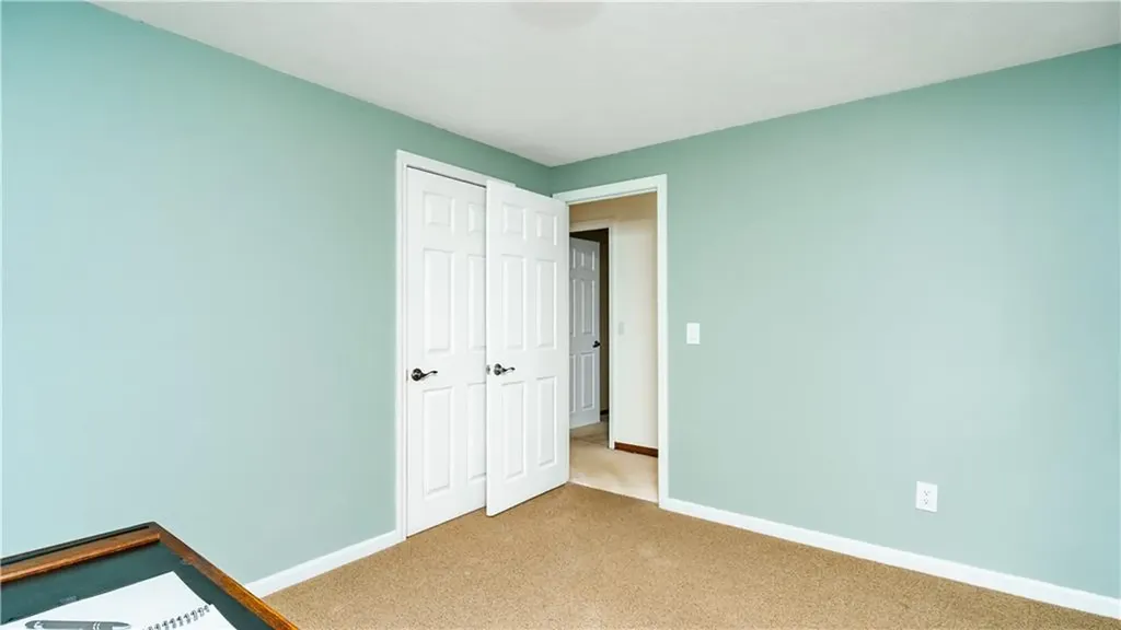 37 Elizabeth Court West Warwick RI 02893