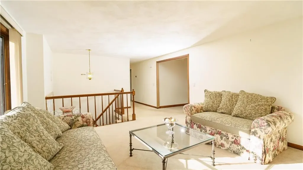 37 Elizabeth Court West Warwick RI 02893
