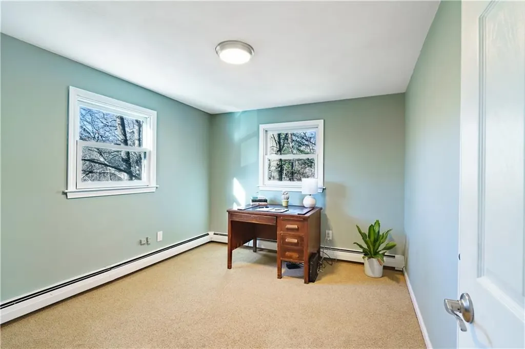 37 Elizabeth Court West Warwick RI 02893