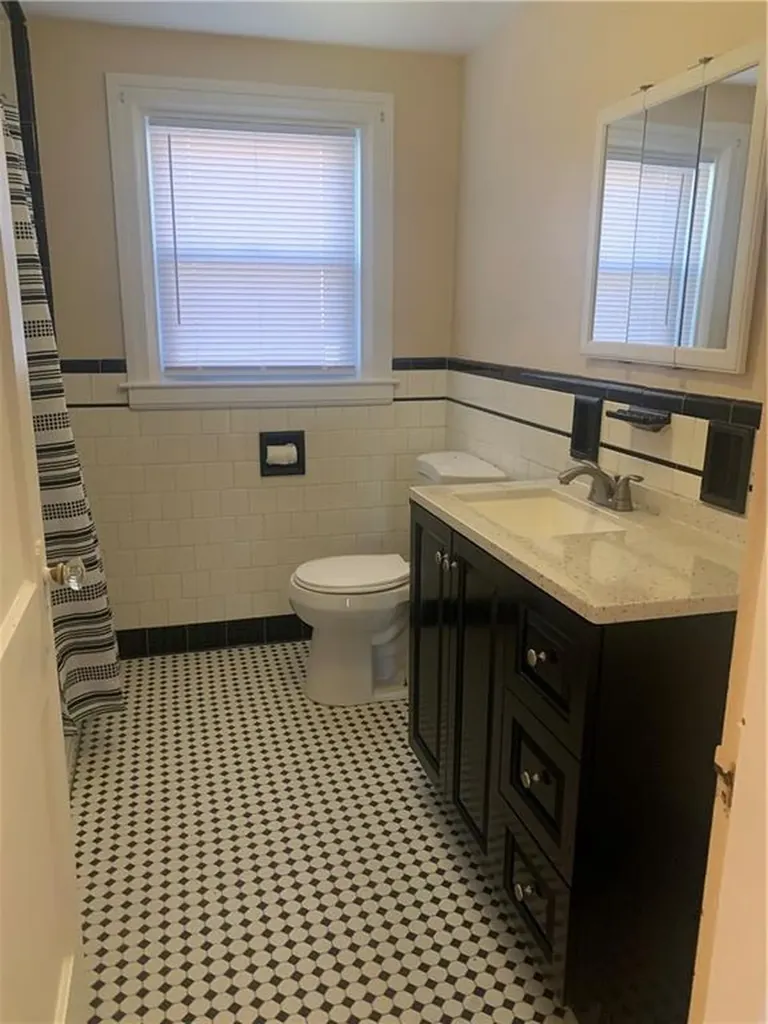 20 Farm Street Providence RI 02908