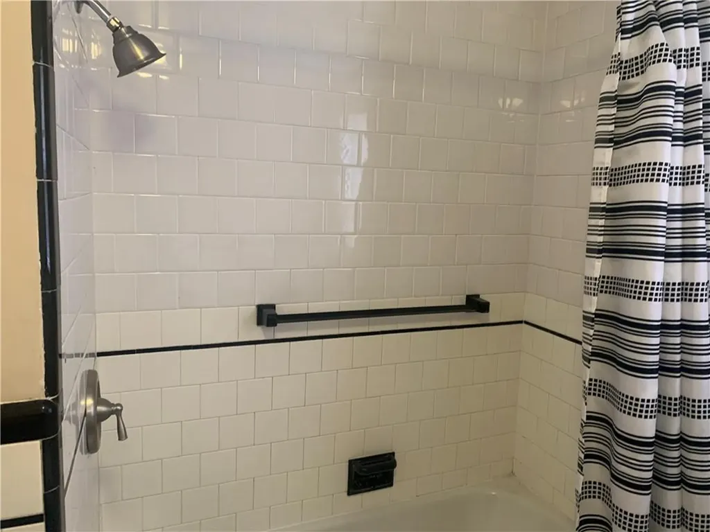 20 Farm Street Providence RI 02908