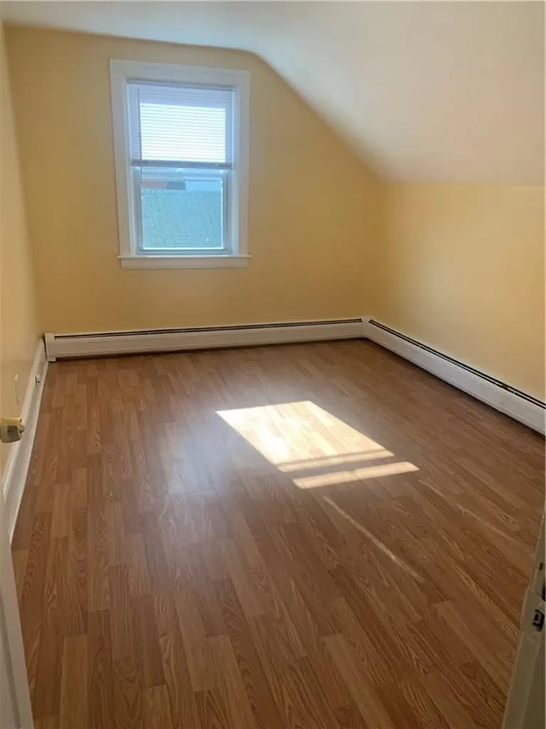 20 Farm Street Providence RI 02908