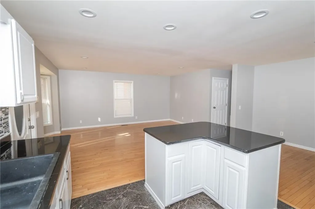 98 Blanding Avenue East Providence RI 02914