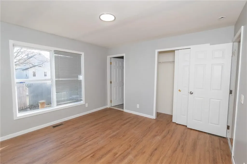 98 Blanding Avenue East Providence RI 02914