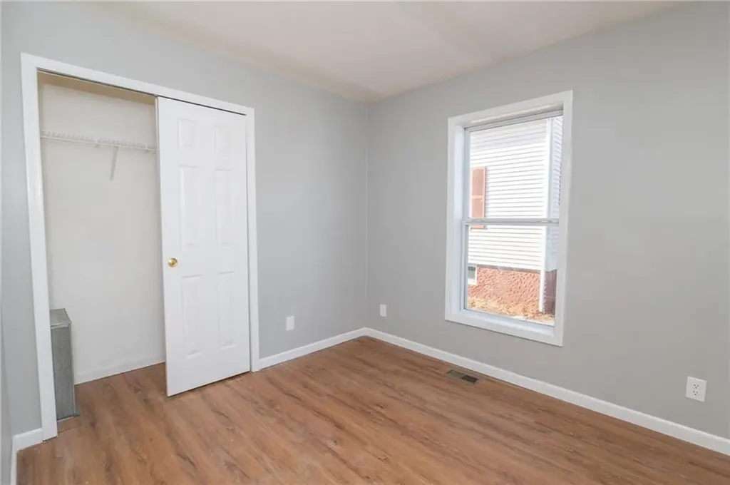 98 Blanding Avenue East Providence RI 02914