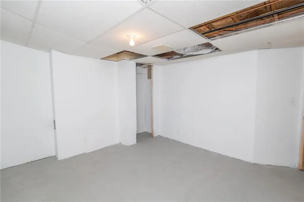 98 Blanding Avenue East Providence RI 02914
