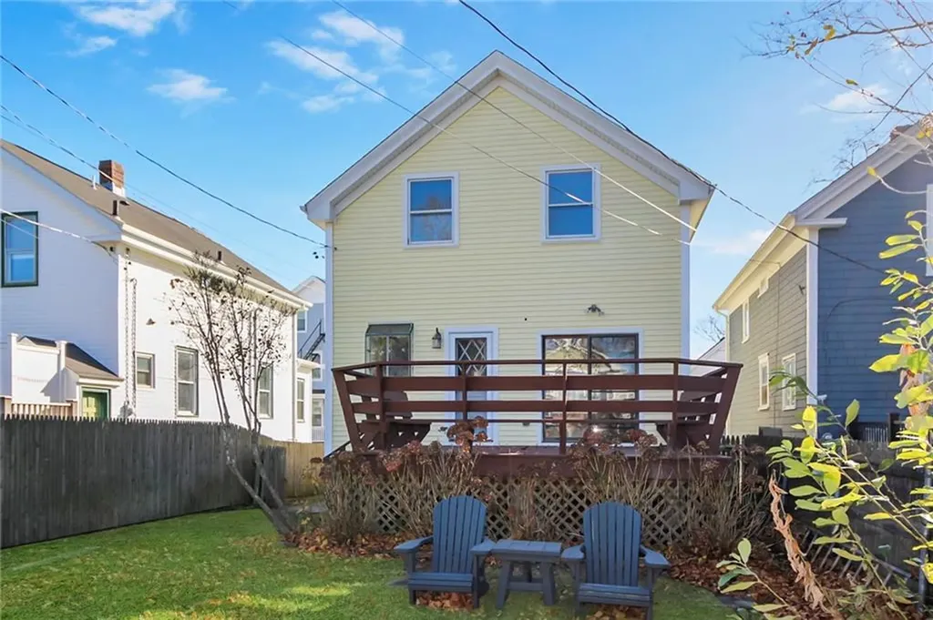 14 Carey Street Newport RI 02840