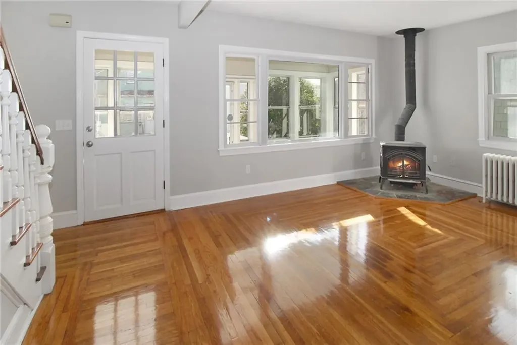 14 Carey Street Newport RI 02840