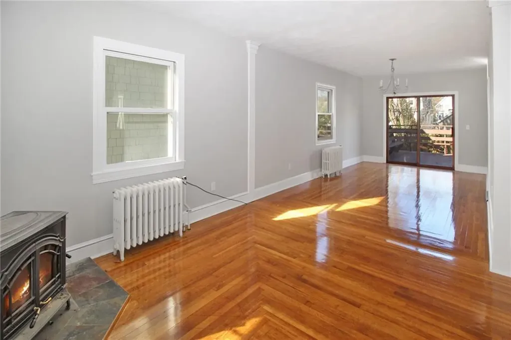 14 Carey Street Newport RI 02840