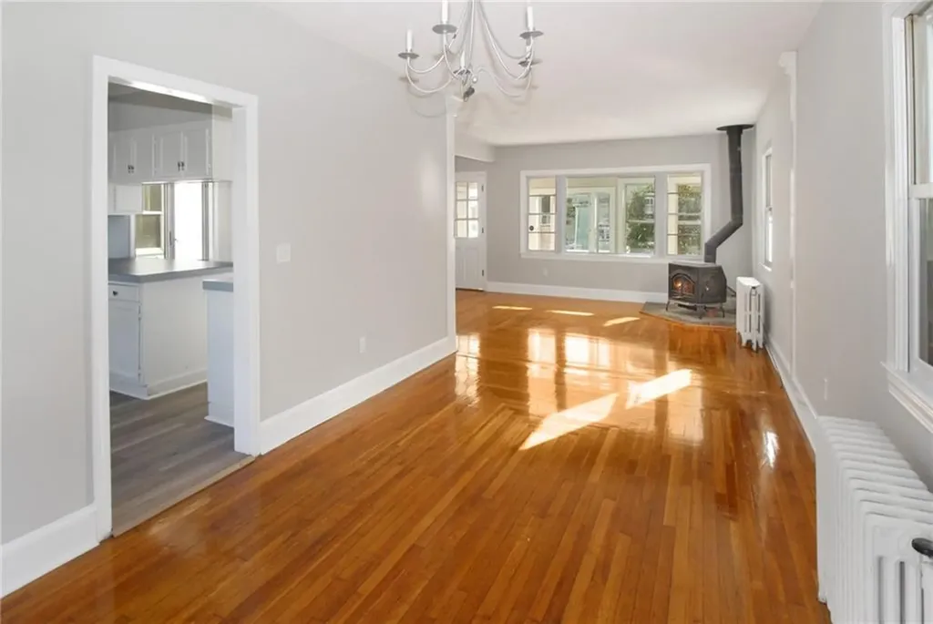 14 Carey Street Newport RI 02840