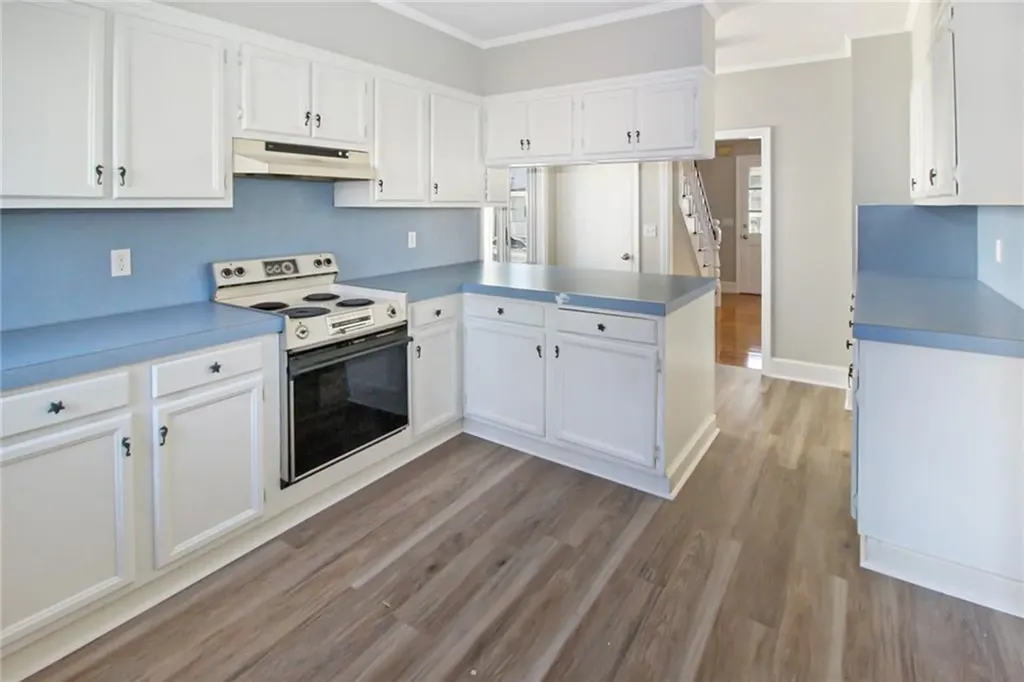 14 Carey Street Newport RI 02840