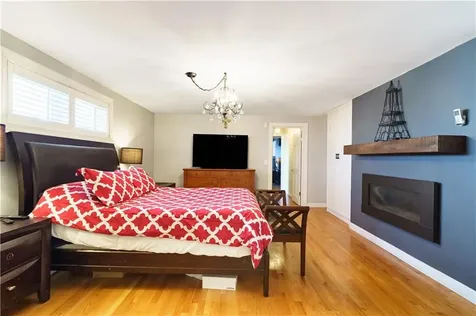 52 Carlton Street Cranston RI 02910