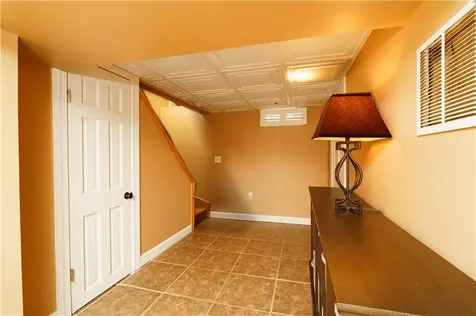 52 Carlton Street Cranston RI 02910