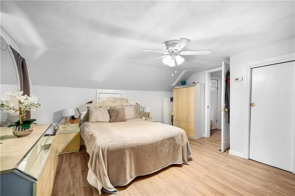 20 Irving Court Pawtucket RI 02860