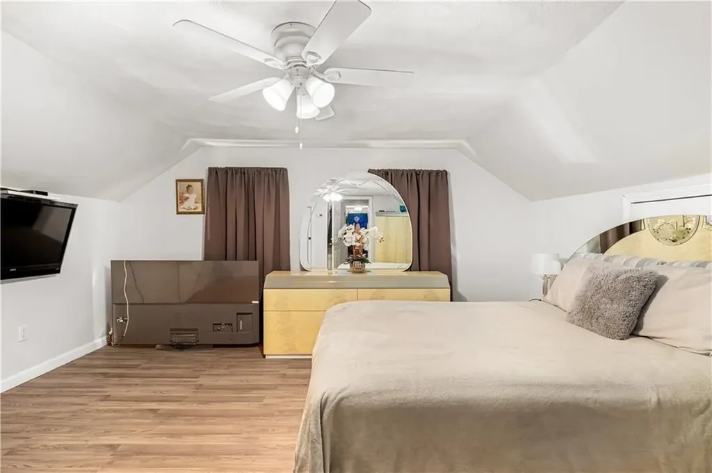 20 Irving Court Pawtucket RI 02860