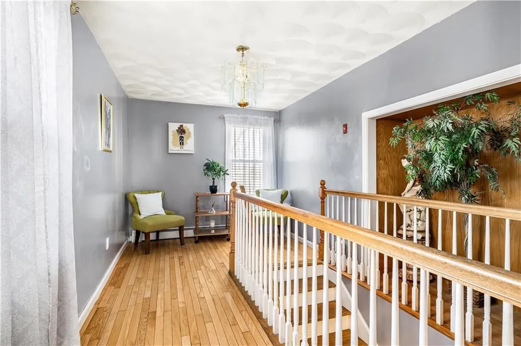 20 Irving Court Pawtucket RI 02860