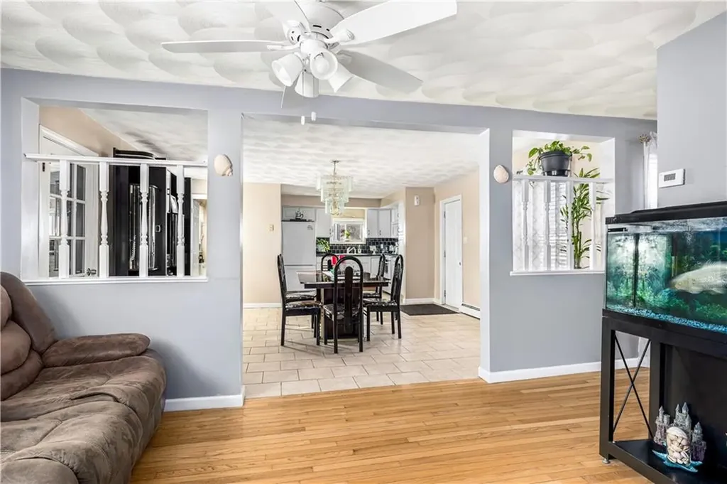 20 Irving Court Pawtucket RI 02860