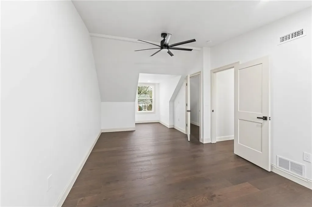 104 Stone Avenue Warwick RI 02889