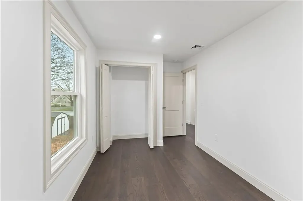 104 Stone Avenue Warwick RI 02889