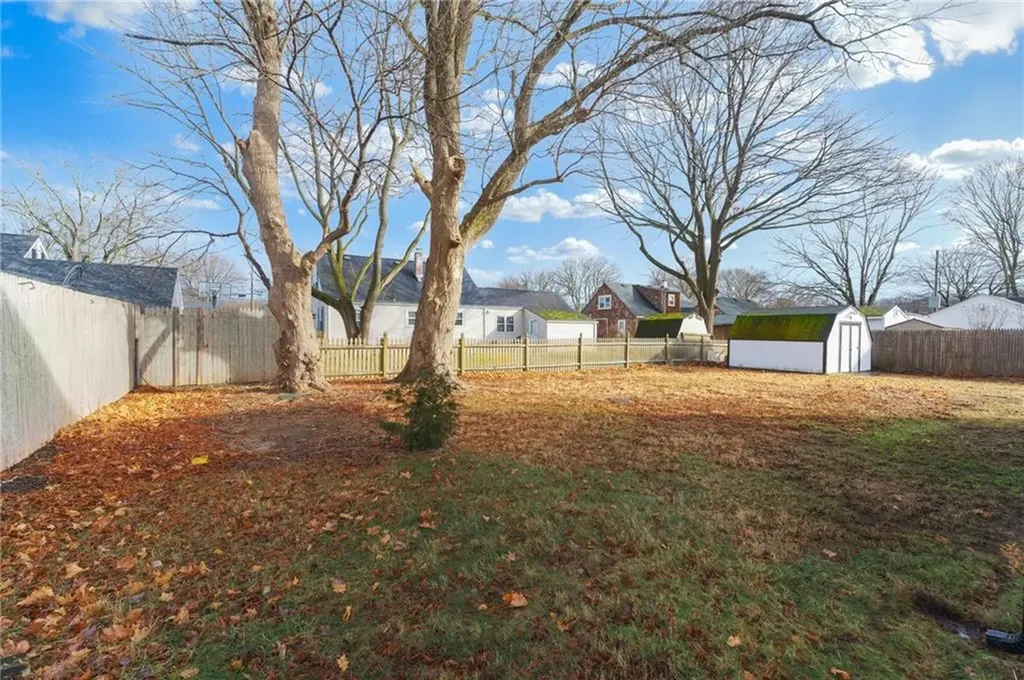 104 Stone Avenue Warwick RI 02889