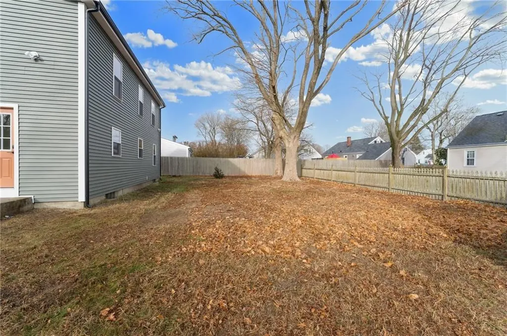 104 Stone Avenue Warwick RI 02889