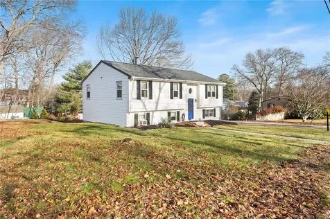 21 Steere Drive Johnston RI 02919