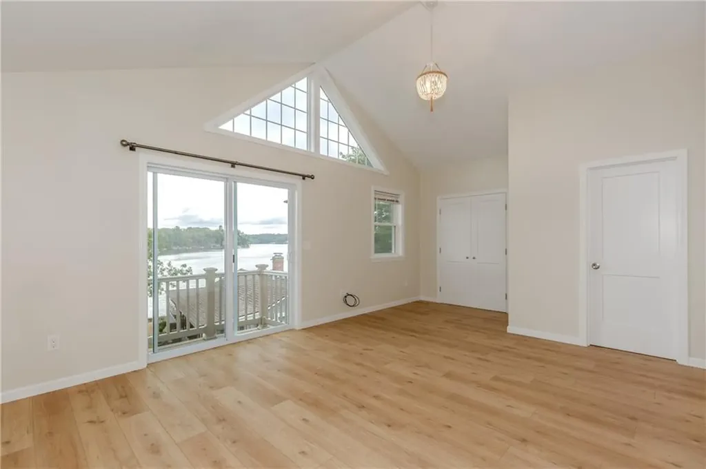 8 Lakeview Drive Smithfield RI 02828