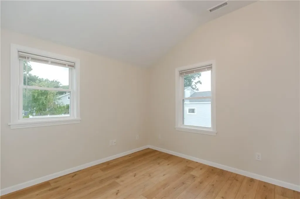 8 Lakeview Drive Smithfield RI 02828