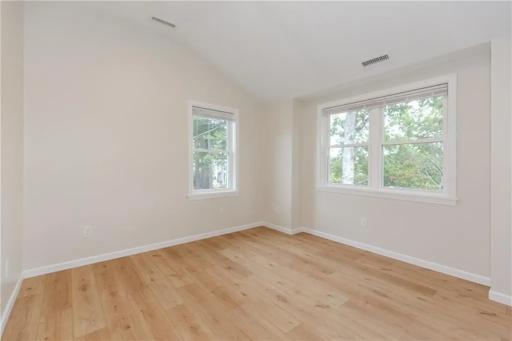 8 Lakeview Drive Smithfield RI 02828