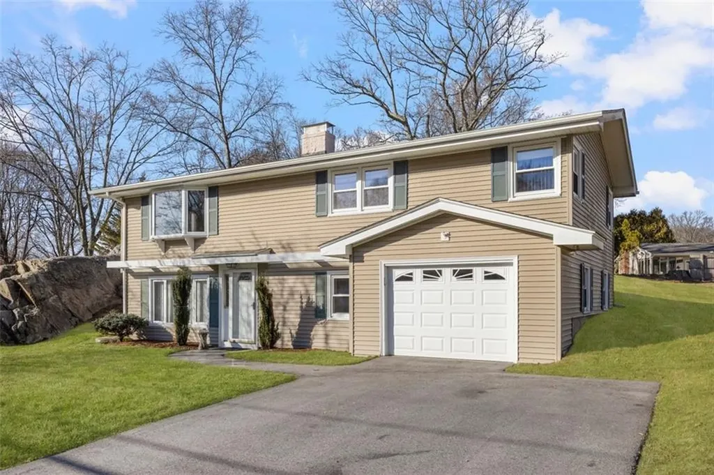 63 Forestdale Drive Cumberland RI 02864