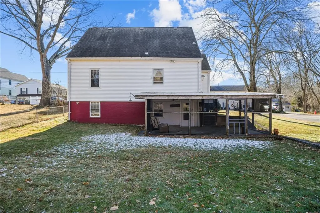 211 Chandler Avenue Pawtucket RI 02860