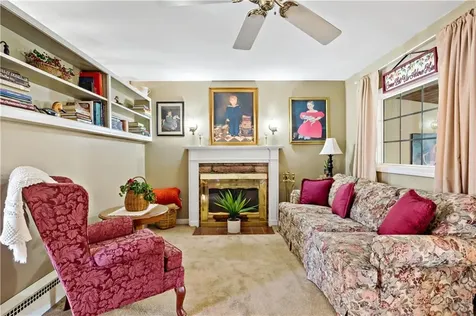 19 Narrows Road Bristol RI 02809