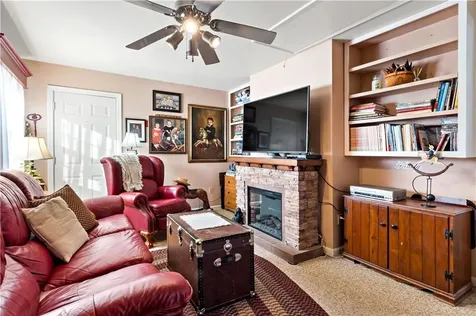 19 Narrows Road Bristol RI 02809