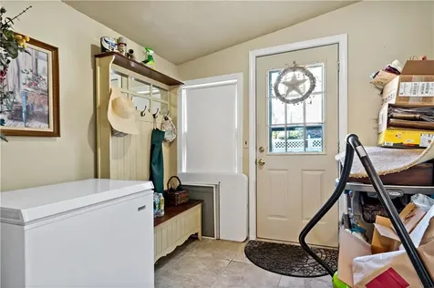 19 Narrows Road Bristol RI 02809