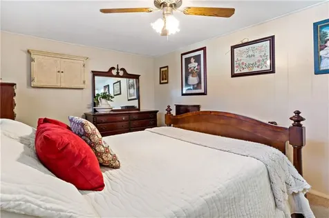 19 Narrows Road Bristol RI 02809